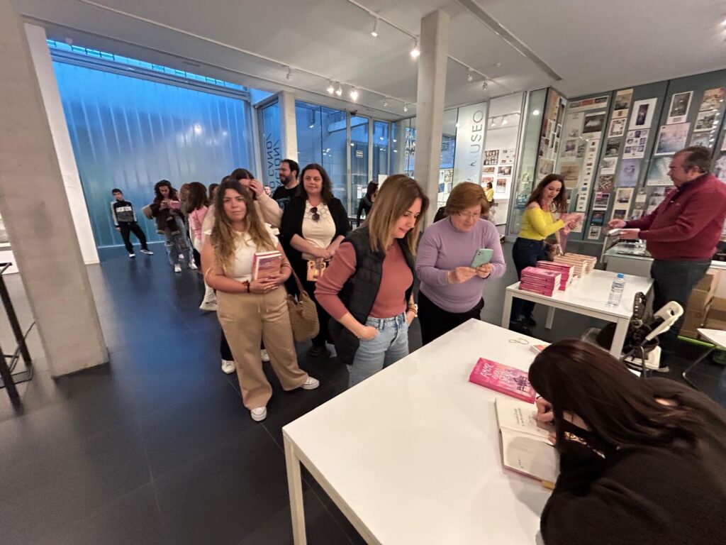 Nerea Pascual derrocha simpatía y cercanía con el público juvenil de ...